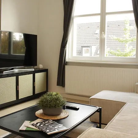 Spacestays Designer Netflix Wifi Playstation 4 Balkon