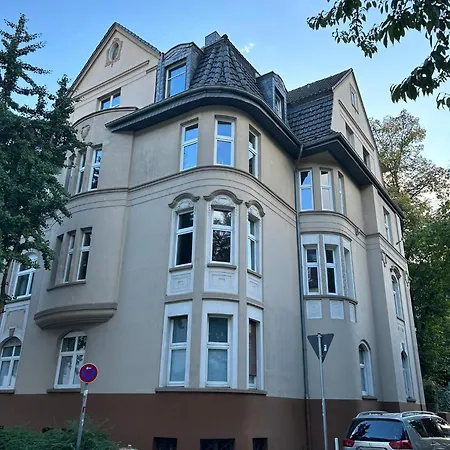 Spacestays Designer Netflix Wifi Playstation 4 Balkon * Essen