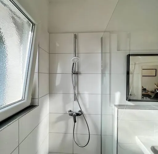 Spacestays Designer Netflix Wifi Playstation 4 Balkon Apartment *