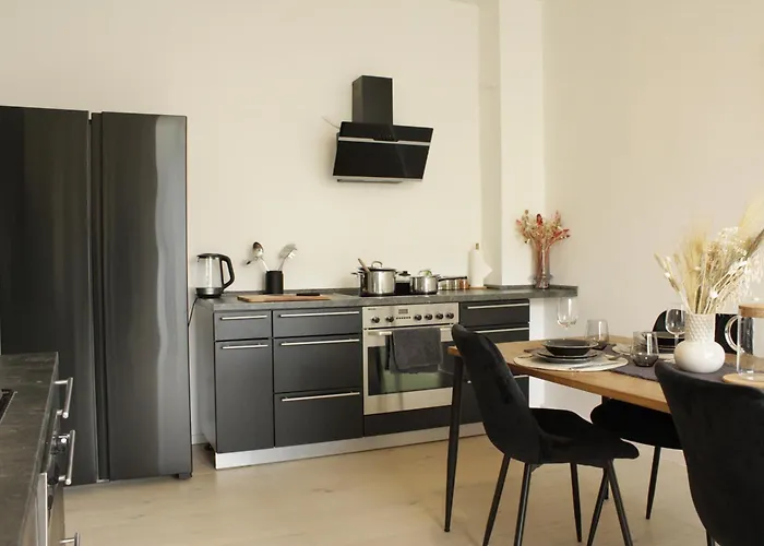 Spacestays Designer Netflix Wifi Playstation 4 Balkon Apartment Essen